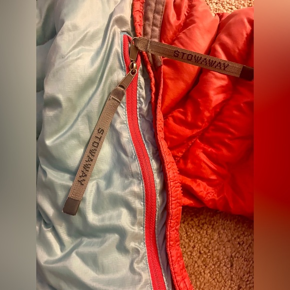 L.L. Bean Ultralight 850 DownTek Puffer Jacket – Women’s Salmon Pink 90% Down - Picture 10 of 12